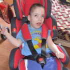 Новая инвалидная коляска для малыша