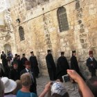 Торжественный вход в храм Патриарха Иерусалимского  