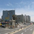 Тель-Авив подходит почти к самому морю