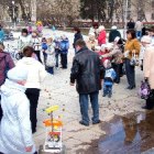 Пасха 2011 - покатушки у фонтана (С.Прохоренко)