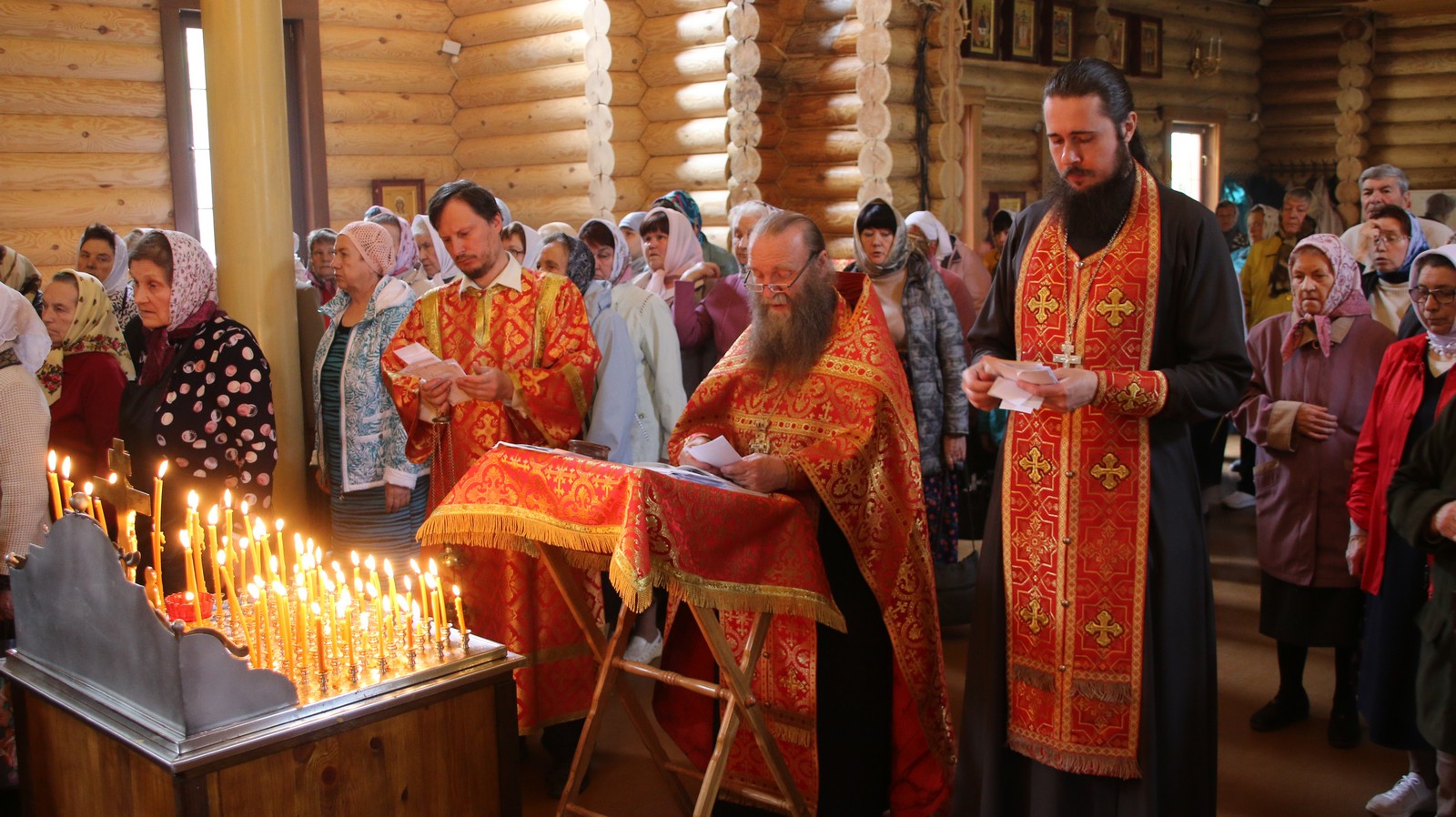 Саровский храм Преображения Господня