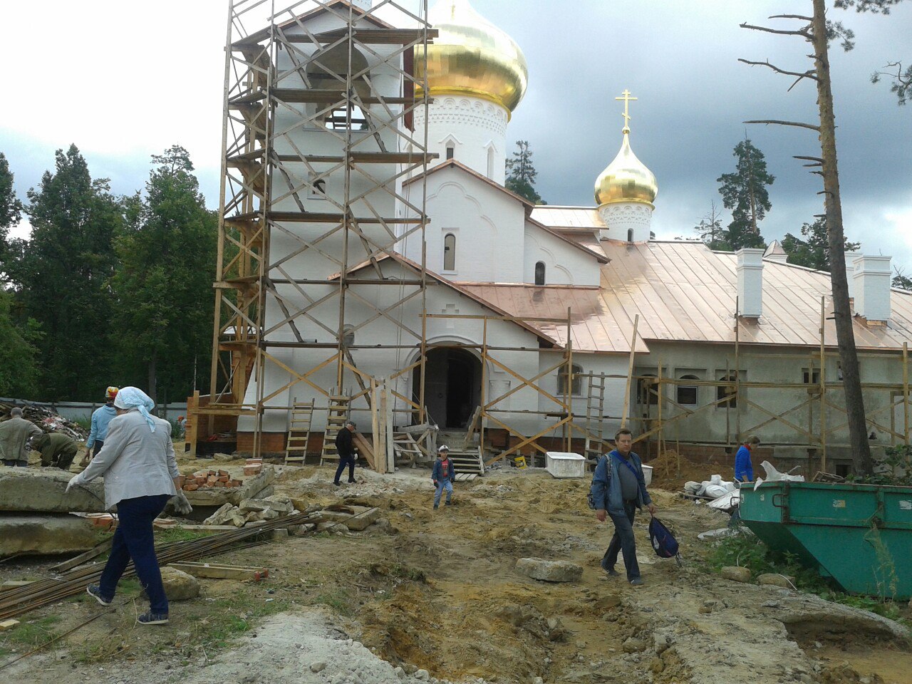 Саровский храм Преображения Господня